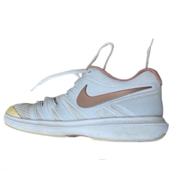 Nike Women Air Zoom Prestige Sneakers - Picture 2 of 16